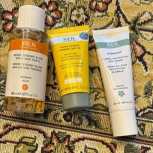 NWT Ren Clean Skincare Set  Gift ready! Perfect for holiday stocking stuffers!